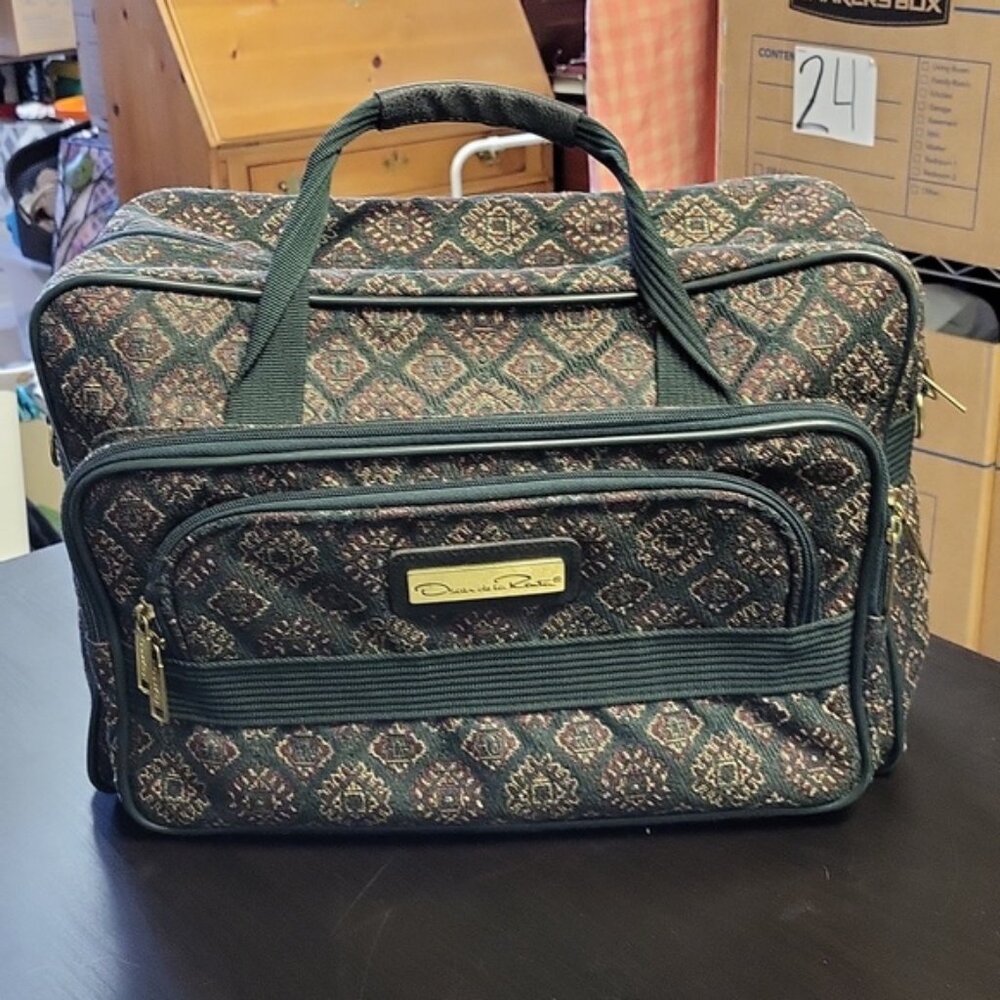 Vintage Luggage Oscar de La Rinta